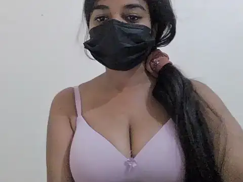 Snapshot of Little_toy_girl chatting on 16, 5, 2026 Little toy girl online show from 16, 5, 2026