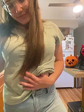 Mommasaurrex online show from 27, 10, 2025