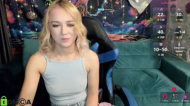 Snapshot of CrystalGirl99 chatting on 21, 12, 2025 CrystalGirl99 online show from 21, 12, 2025