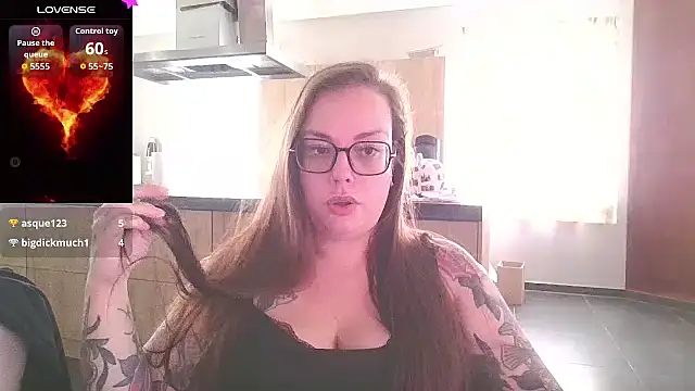 Miss Lucifer6 online show from 22, 9, 2025