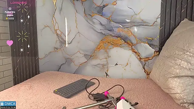 nena cupcake  online show from 7, 11, 2025