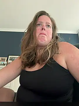 Snapshot of hornykitty1210 chatting on 9, 7, 2026 hornykitty1210 online show from 9, 7, 2026