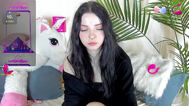 Snapshot of BlackyLii chatting on 23, 11, 2025 BlackyLii online show from 23, 11, 2025