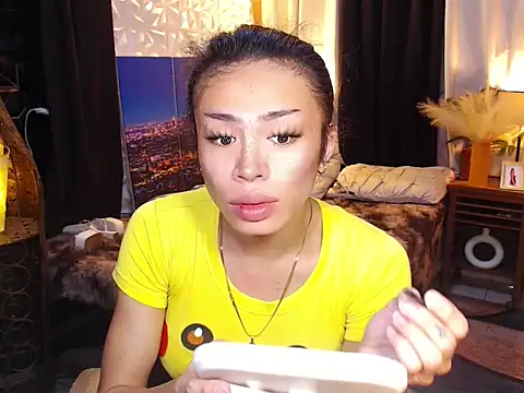 WILDROXIE online show from 28, 10, 2025