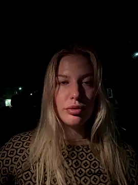 Chloemillerrxx online show from 18, 9, 2025