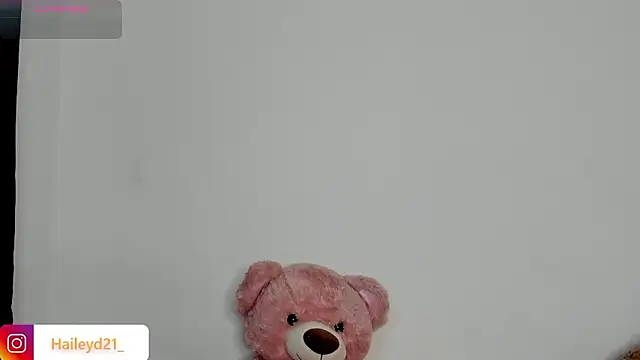 Snapshot of HaileyDuke chatting on 3, 2, 2026 HaileyDuke online show from 3, 2, 2026