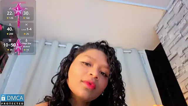 Snapshot of leidy_morales_ chatting on 27, 10, 2025 leidy morales online show from 27, 10, 2025