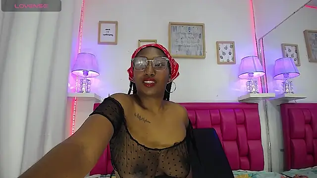 MiahLove3x online show from 15, 11, 2025