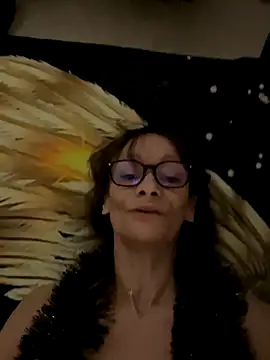 Snapshot of Chris06d22@xh chatting on 17, 12, 2025 Chris06d22xh online show from 17, 12, 2025