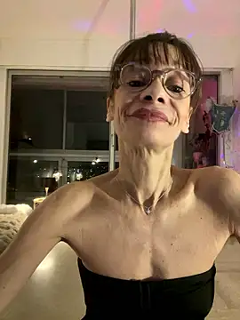 Snapshot of Chris06d22@xh chatting on 10, 1, 2026 Chris06d22xh online show from 10, 1, 2026