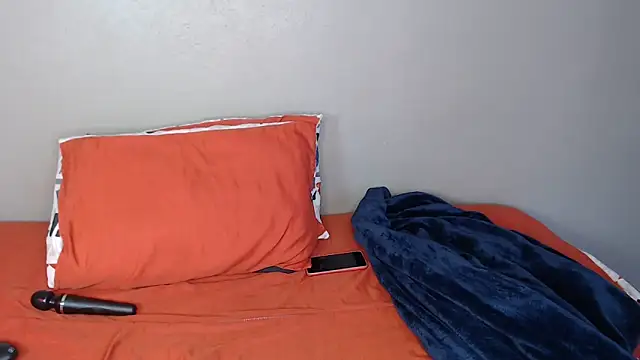 Snapshot of Lunalee chatting on 3, 12, 2025 Lunalee online show from 3, 12, 2025