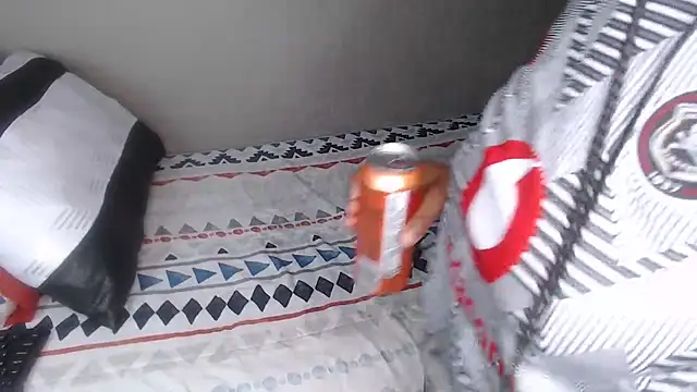 Snapshot of Lunalee chatting on 13, 12, 2025 Lunalee online show from 13, 12, 2025