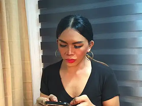  karie online show from 8, 11, 2025