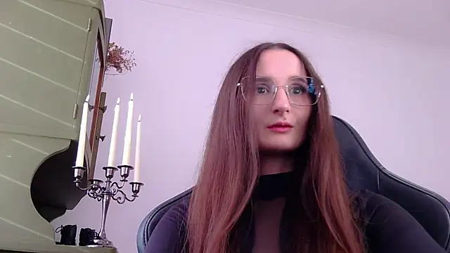 Nova Mystic online show from 17, 9, 2025