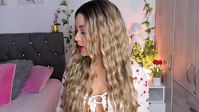 isajonnes18 online show from 16, 10, 2025