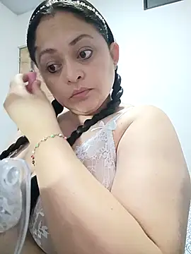 Nanna 160290 online show from 18, 12, 2025