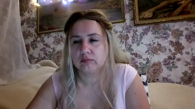 Snapshot of LustyyX chatting on 23, 4, 2026 LustyyX online show from 23, 4, 2026