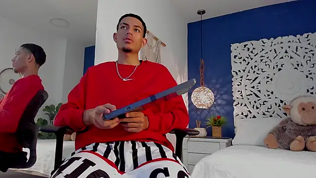 Adonis WB online show from 9, 9, 2025