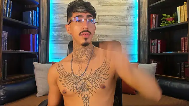 Donovan Desmond online show from 8, 9, 2025