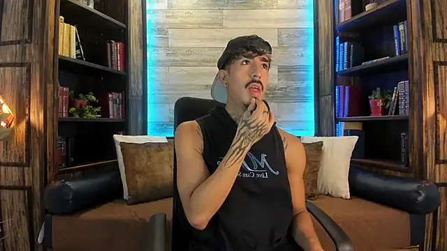 Donovan Desmond online show from 9, 10, 2025