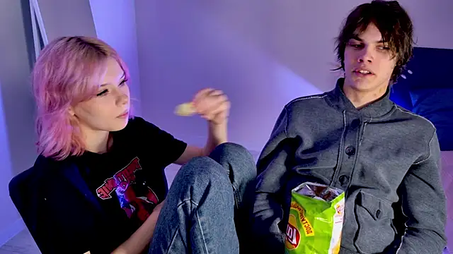 Bonnie And C1yde online show from 11, 11, 2025