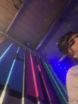 intoxicated13 online show from 13, 4, 2026