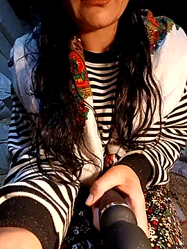 ezgi2545 online show from 17, 4, 2026