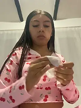 Sara-cooper2 online show from 13, 2, 2026