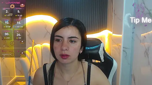 Eilyn love b online show from 10, 10, 2025