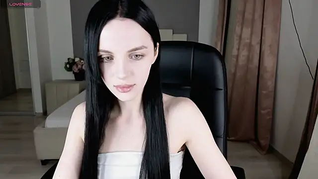Snapshot of KRIS_OVA chatting on 24, 9, 2025 KRIS OVA online show from 24, 9, 2025