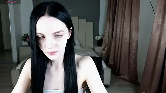 Snapshot of KRIS_OVA chatting on 27, 9, 2025 KRIS OVA online show from 27, 9, 2025