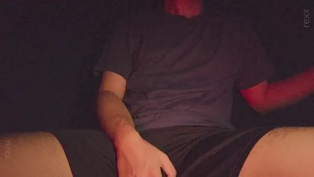 Snapshot of rexxcam chatting on 4, 12, 2025 rexxcam online show from 4, 12, 2025