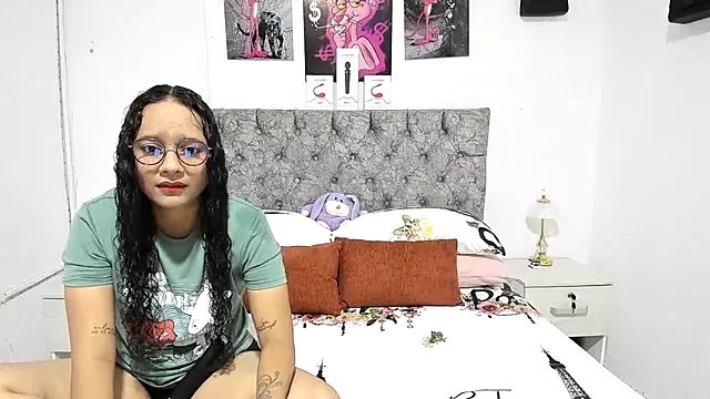 Snapshot of nay_and_aleja1 chatting on 27, 6, 2026 nay and aleja1 online show from 27, 6, 2026