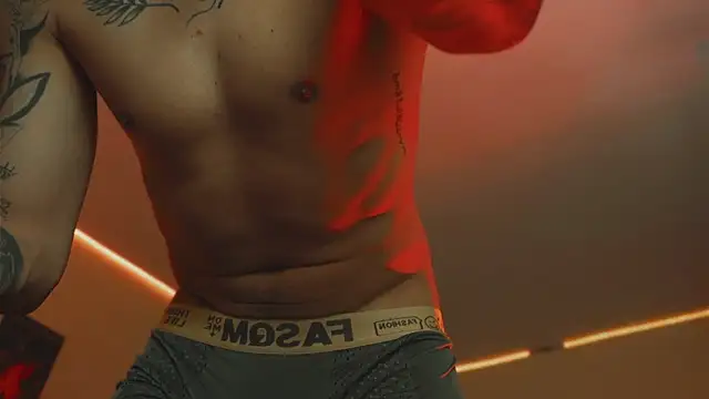 AlphaMasterXxx online show from 22, 3, 2026