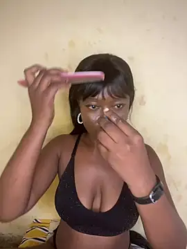 Snapshot of AngelaZamera chatting on 16, 5, 2026 AngelaZamera online show from 16, 5, 2026