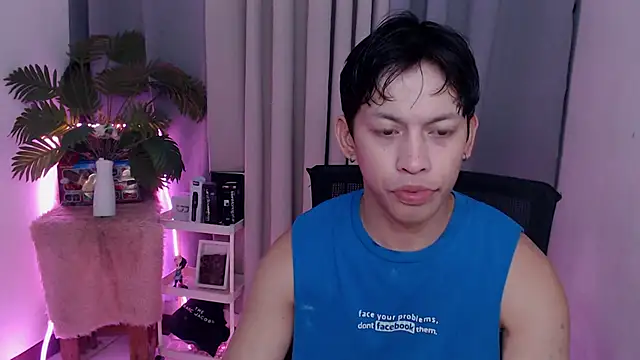 pinkcock froi2305 online show from 18, 1, 2026