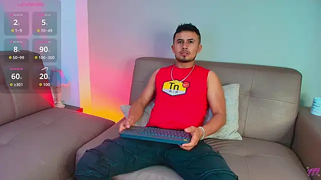 Valentiinoss online show from 8, 7, 2026