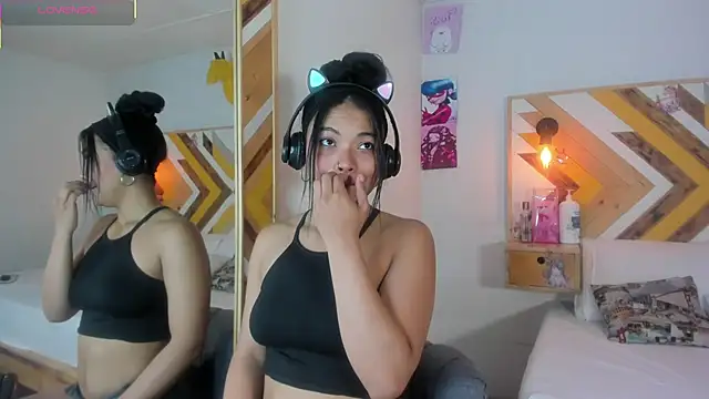 SoleneFontaine online show from 27, 11, 2025