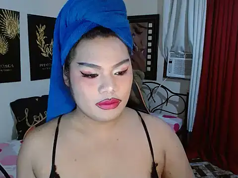 Snapshot of TSbrianaHugeCock chatting on 10, 11, 2025 TSbrianaHugeCock online show from 10, 11, 2025