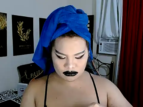 Snapshot of TSbrianaHugeCock chatting on 1, 12, 2025 TSbrianaHugeCock online show from 1, 12, 2025