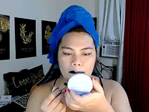 Snapshot of TSbrianaHugeCock chatting on 4, 12, 2025 TSbrianaHugeCock online show from 4, 12, 2025