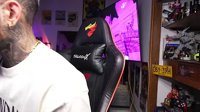 logan hugh8 online show from 20, 3, 2026