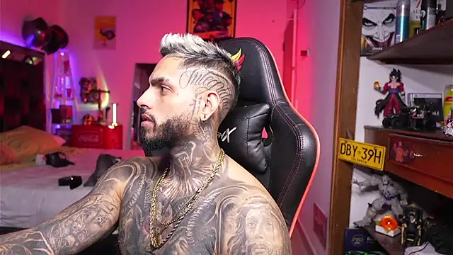 logan hugh8 online show from 30, 3, 2026