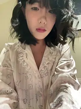 luluya1314 online show from 11, 4, 2026