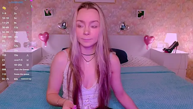 Snapshot of Little_Rockk chatting on 18, 7, 2026 Little Rockk online show from 18, 7, 2026