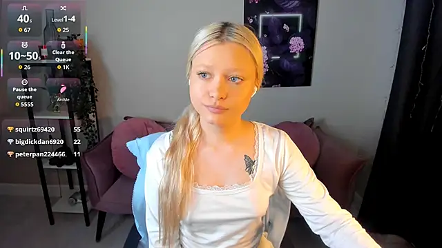 Millie Vanillies online show from 4, 12, 2025