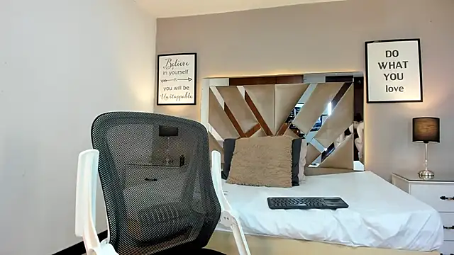 Snapshot of cellestehot chatting on 22, 10, 2025 cellestehot online show from 22, 10, 2025