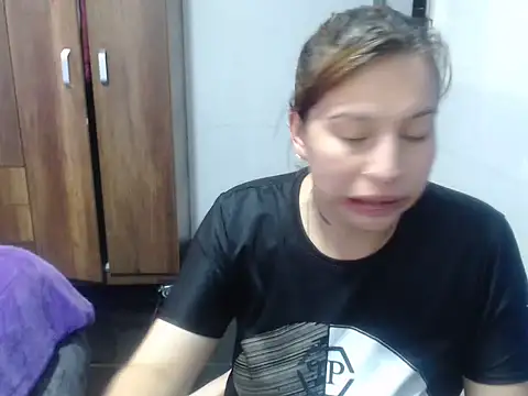 cloequeen15 online show from 29, 10, 2025