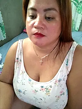 Snapshot of lady_rosie chatting on 18, 9, 2025 lady rosie online show from 18, 9, 2025