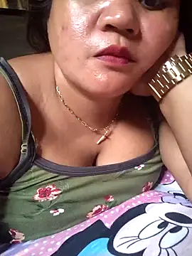 Snapshot of lady_rosie chatting on 10, 10, 2025 lady rosie online show from 10, 10, 2025